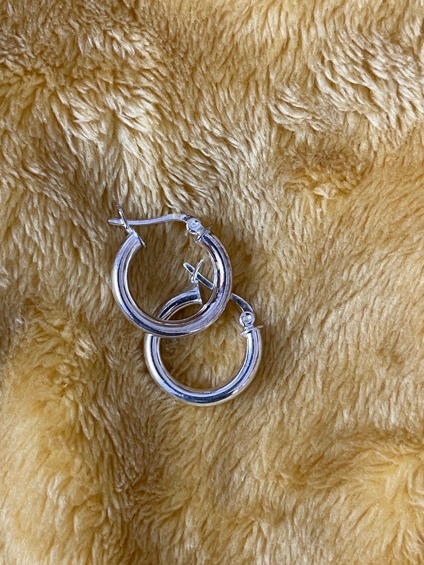 20mm 925 Sterling Silver Hoop Earrings