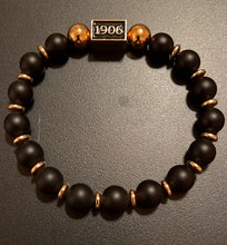 Load image into Gallery viewer, Men&#39;s 10mm Alpha Phi Alpha Black Onyx Beaded Bracelet