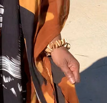 Load image into Gallery viewer, Wooden African Necklace/Bracelet/Earring Set
